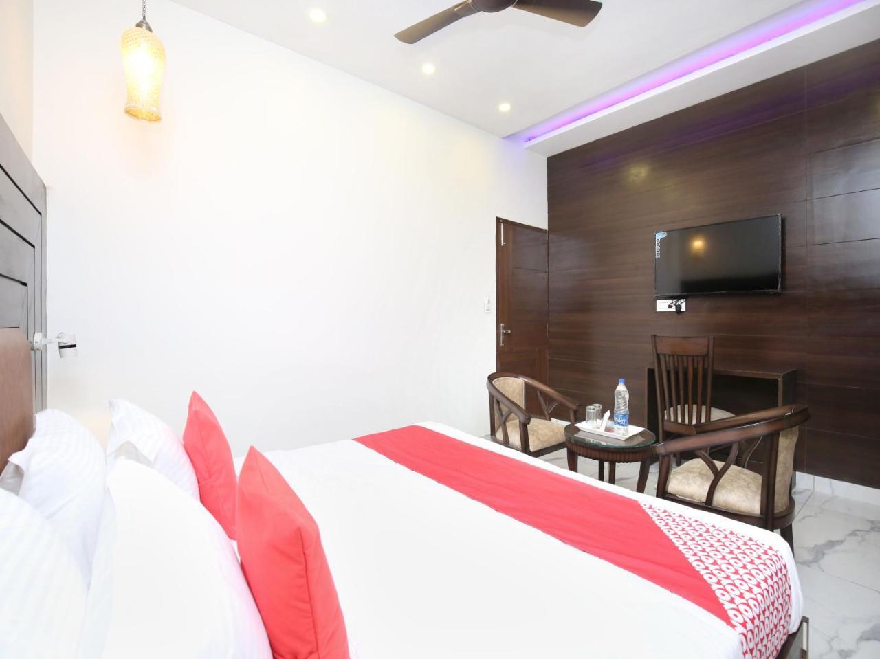Oyo Ska Hometel Hotel
